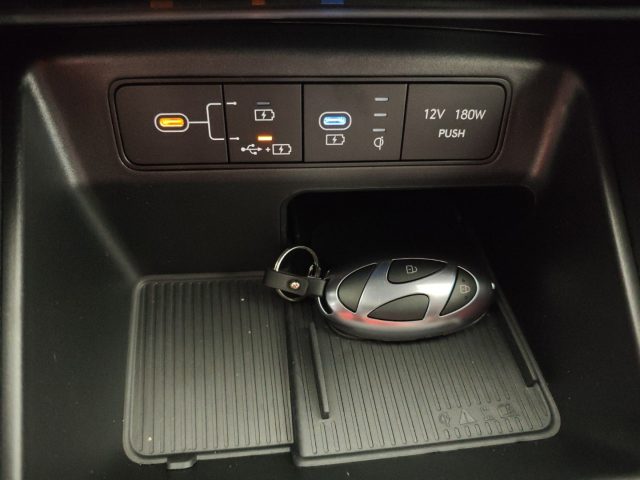 HYUNDAI Tucson usata, con Specchietti laterali elettrici