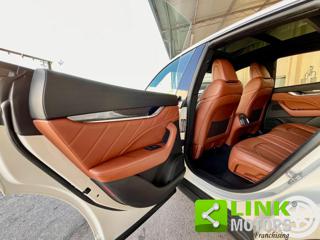 MASERATI Levante usata, con Lettore CD