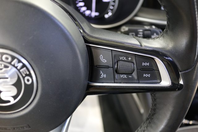 ALFA ROMEO Stelvio usata, con USB