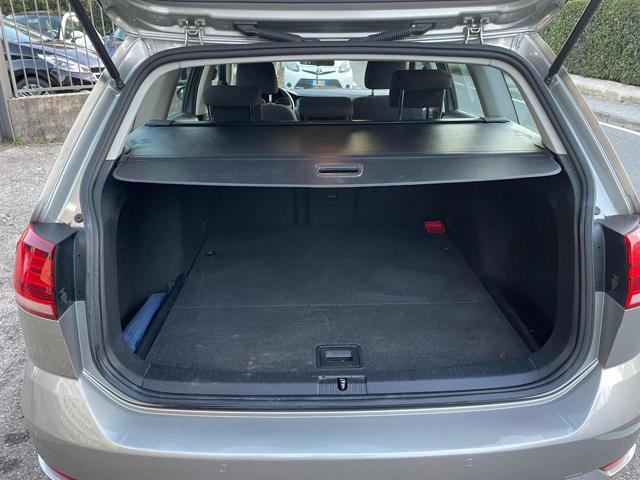 VOLKSWAGEN Golf Variant usata, con Servosterzo