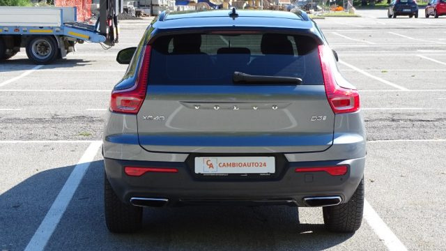 VOLVO XC40 usata, con Autoradio