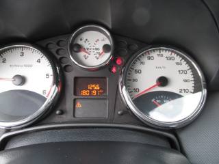 PEUGEOT 207 usata, con Volante in pelle