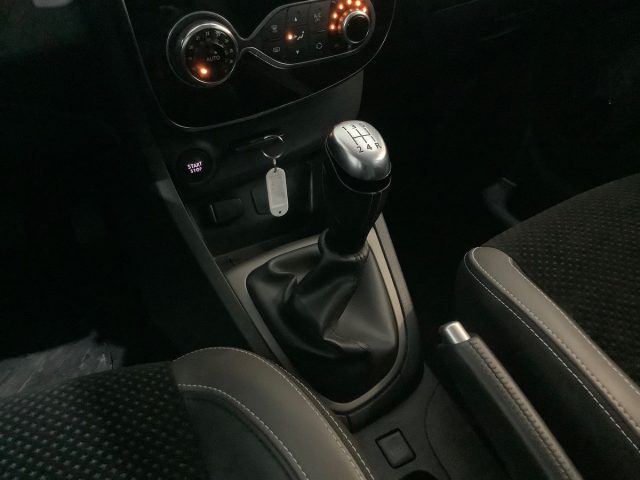 RENAULT Clio usata, con Controllo trazione