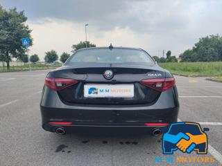 ALFA ROMEO Giulia usata, con Autoradio