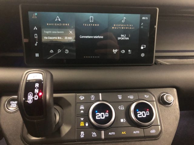LAND ROVER Defender usata, con Fari LED