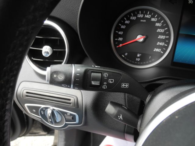 MERCEDES-BENZ GLC 300 usata, con Telecamera per parcheggio assistito