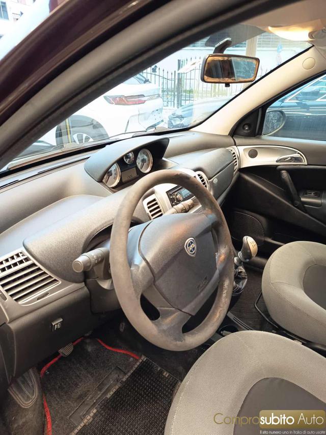 LANCIA Ypsilon usata 24