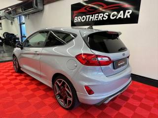 FORD Fiesta usata, con Chiusura centralizzata