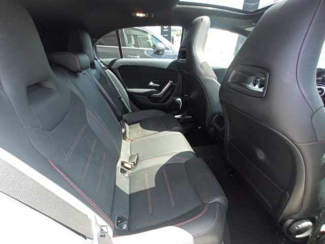MERCEDES-BENZ A 180 usata, con Boardcomputer