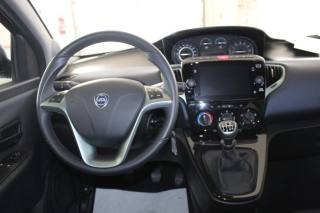 LANCIA Ypsilon usata, con ESP