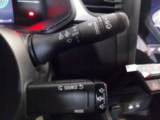 RENAULT Captur usata, con USB