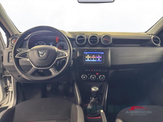 DACIA Duster usata 13