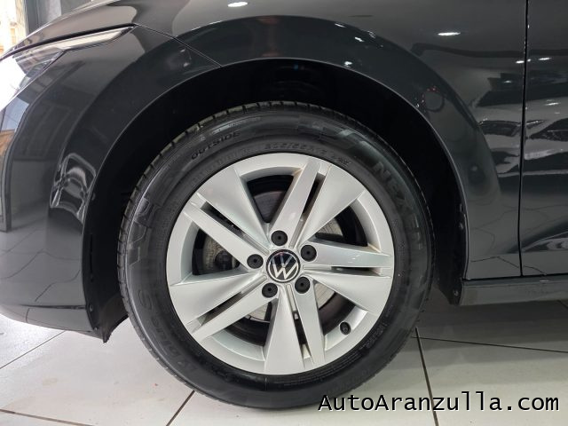 VOLKSWAGEN Golf usata, con Fari LED