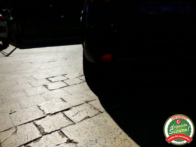 PEUGEOT 2008 usata, con Sensore di luce