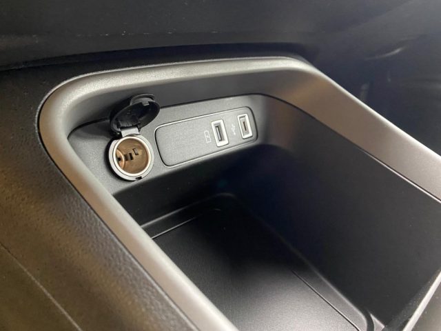 JEEP Avenger usata, con Cruise Control