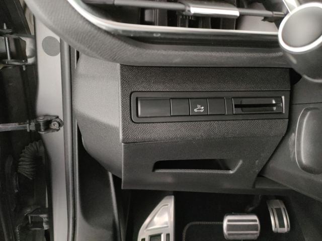 PEUGEOT 3008 usata, con Cerchi in lega