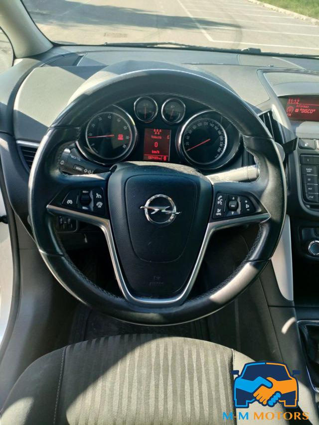 OPEL Zafira Tourer usata, con Chiusura centralizzata
