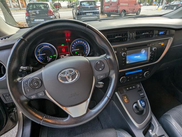 TOYOTA Auris usata, con Cruise Control