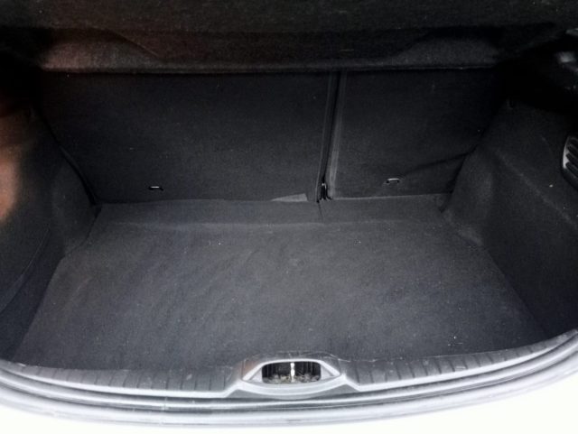PEUGEOT 208 usata, con Fendinebbia