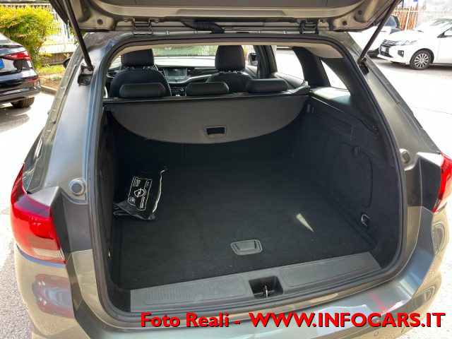 OPEL Astra usata, con Luci diurne LED