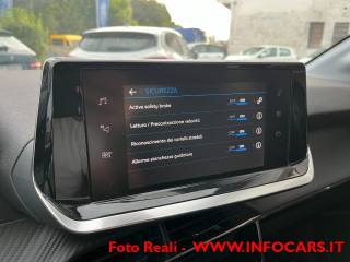 PEUGEOT 208 usata, con Touch screen