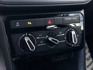 VOLKSWAGEN T-Cross usata, con Sensori di parcheggio posteriori