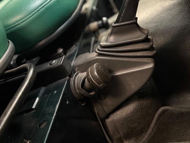 LAND ROVER Defender usata 11