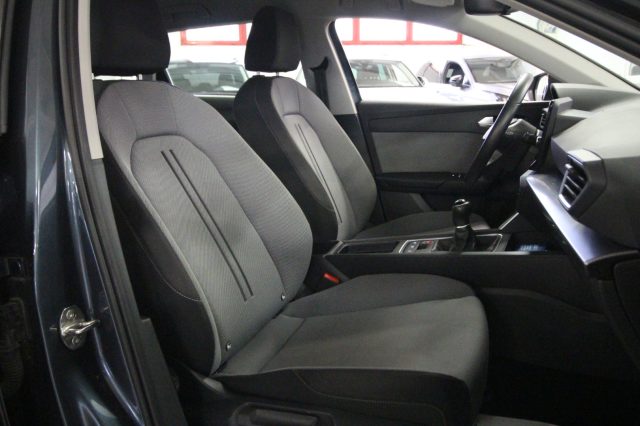 SEAT Leon usata, con USB