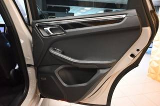 PORSCHE Macan usata 140