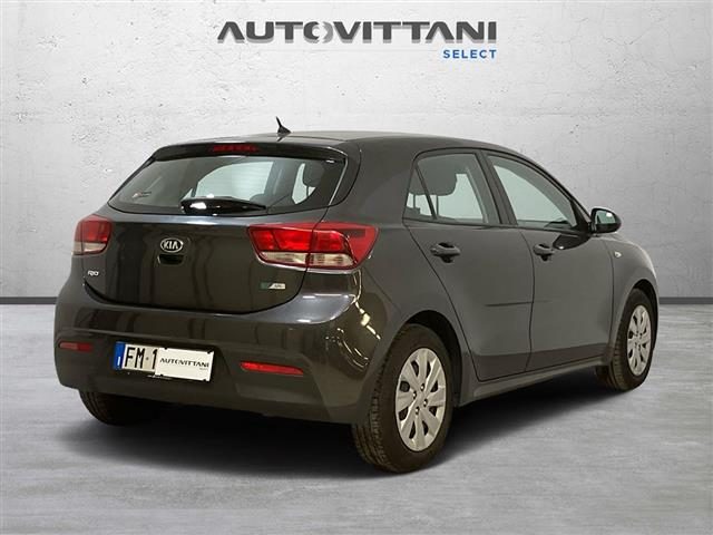 KIA Rio usata 2