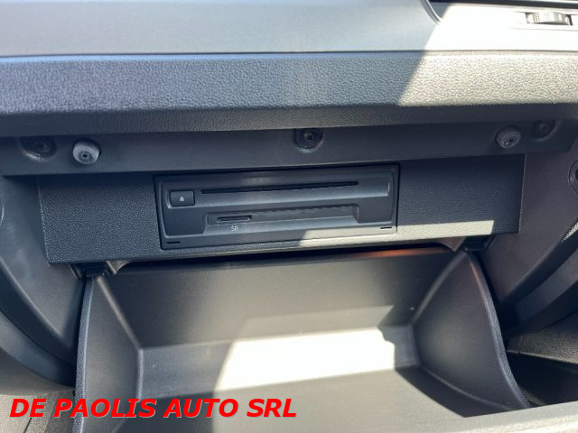 VOLKSWAGEN T-Roc usata, con Volante in pelle