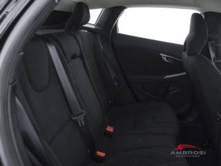 VOLVO V40 usata 10
