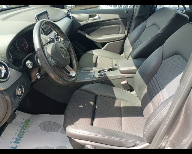 MERCEDES-BENZ B 200 usata, con Bracciolo