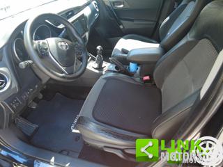 TOYOTA Auris usata 11