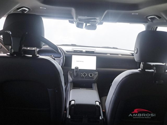LAND ROVER Defender usata 9