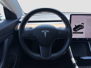 TESLA Model 3 usata 12