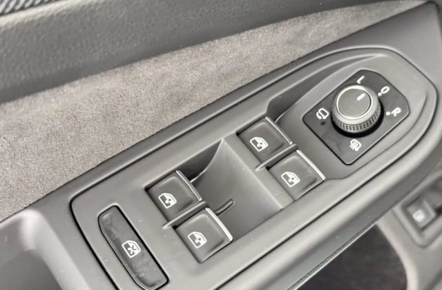VOLKSWAGEN Golf usata, con Bracciolo