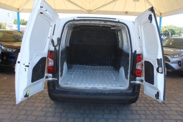 TOYOTA Proace City usata, con Bracciolo
