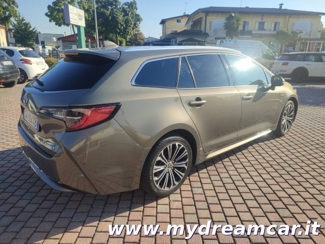 TOYOTA Corolla usata, con Autoradio