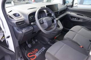 TOYOTA Proace City usata, con Autoradio