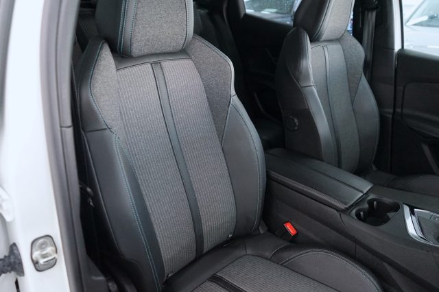 PEUGEOT 3008 usata 37