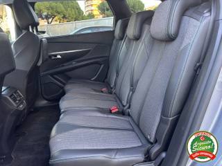 PEUGEOT 5008 usata, con Vetri oscurati