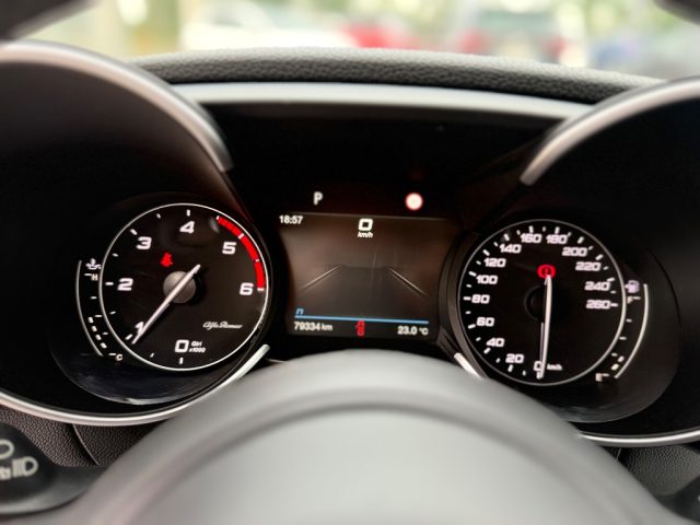 ALFA ROMEO Giulia usata, con Specchietti laterali elettrici