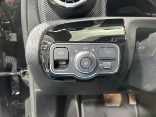 MERCEDES-BENZ A 180 usata 26