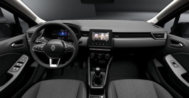 RENAULT Clio usata, con Autoradio