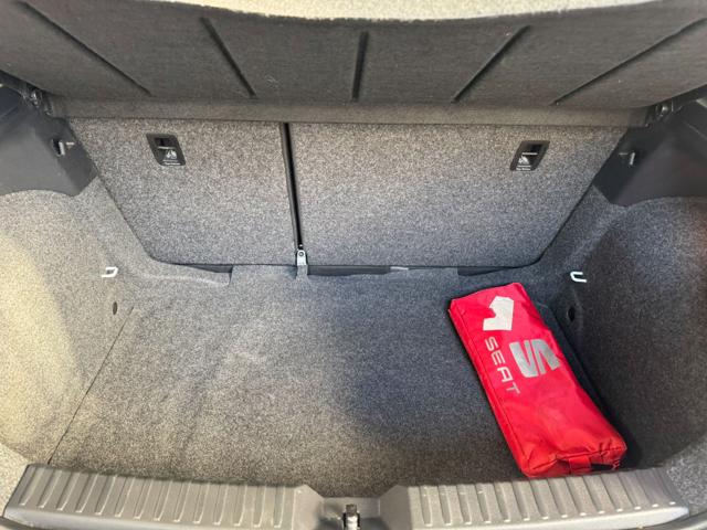 SEAT Ibiza usata, con Kit fumatori