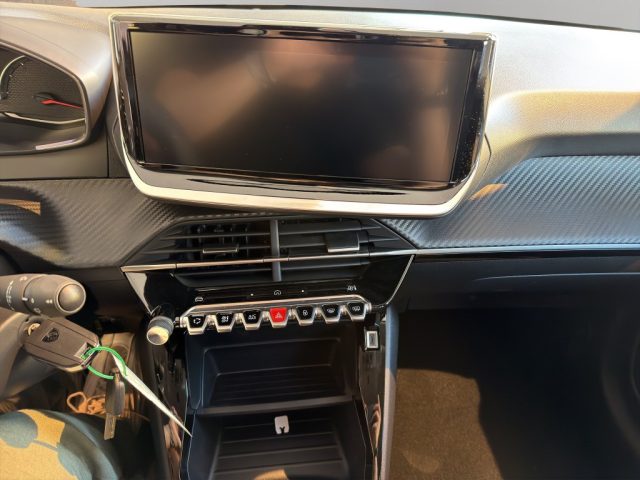 PEUGEOT 208 usata, con Park Distance Control