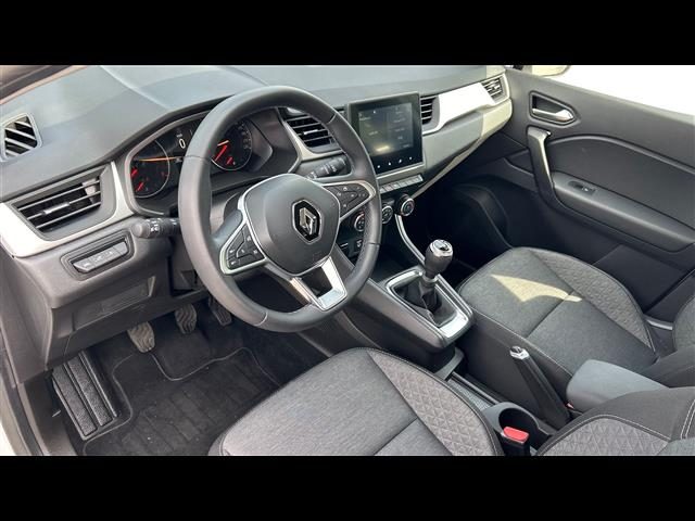 RENAULT Captur usata 8