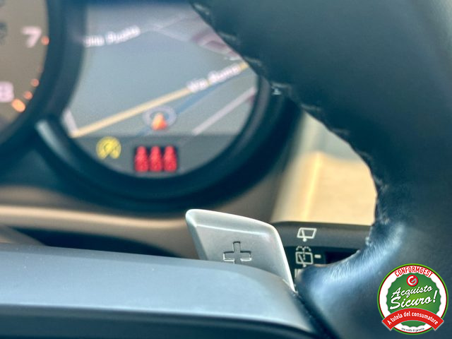PORSCHE Macan usata, con Portellone posteriore elettrico