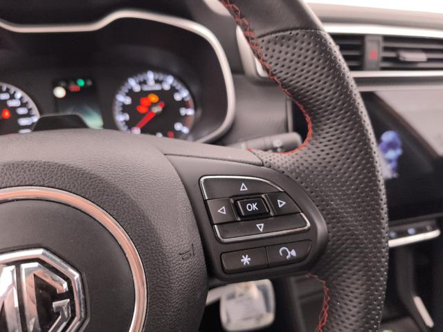 MG ZS usata, con USB